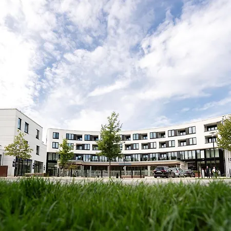 Parkidylle Mit Sauna Lubeck